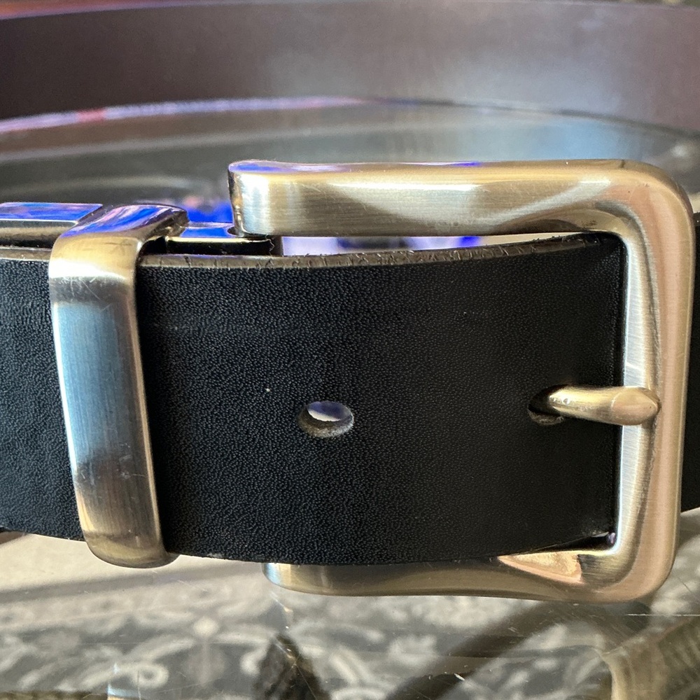 Kenneth Cole Reaction Men's Black Leather Belt with Brushed Silver Buckle